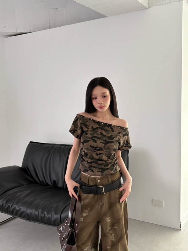 CA29599卯釘迷彩大U領短袖：圖片 8