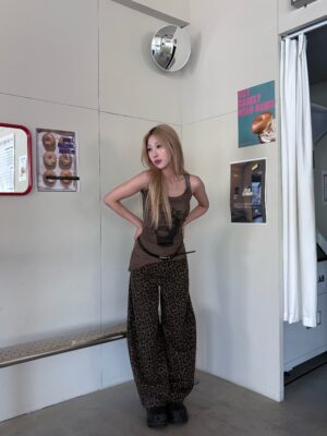 CA298975豹紋彎刀褲（附皮帶）