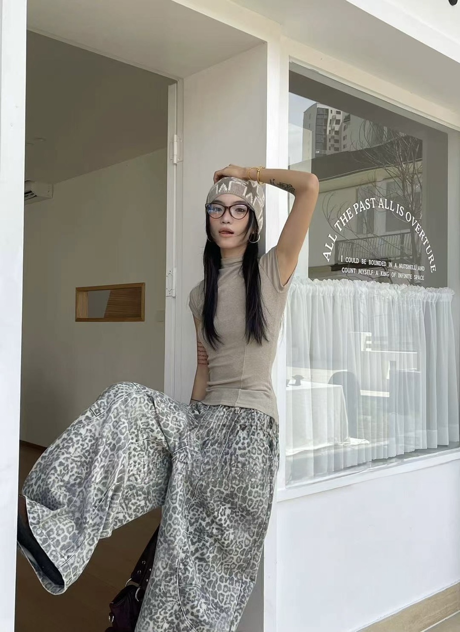 CF2 25856立領修身設計短袖:圖片 13