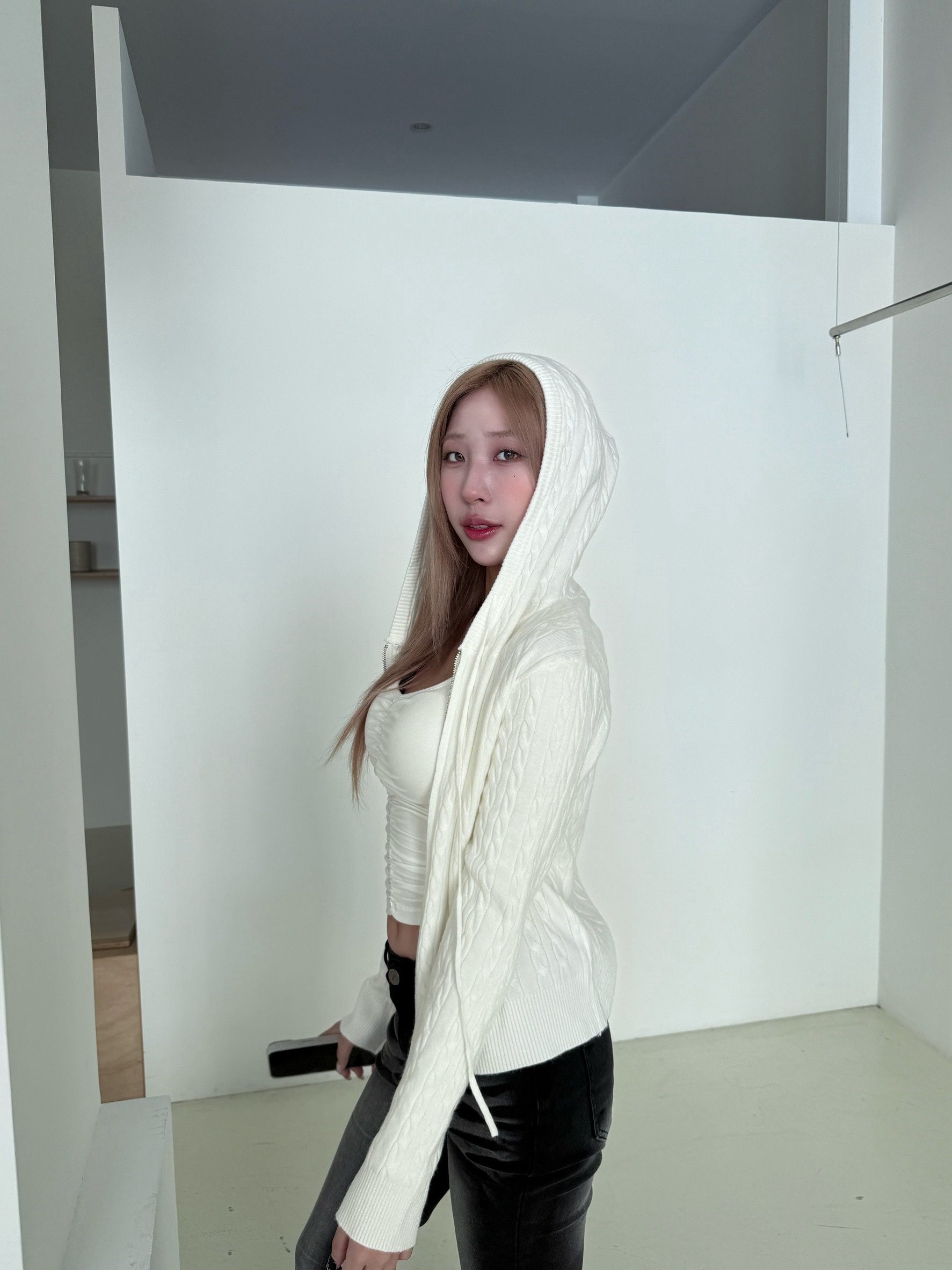 CO1 803334 麻花針織短版外套:圖片 5