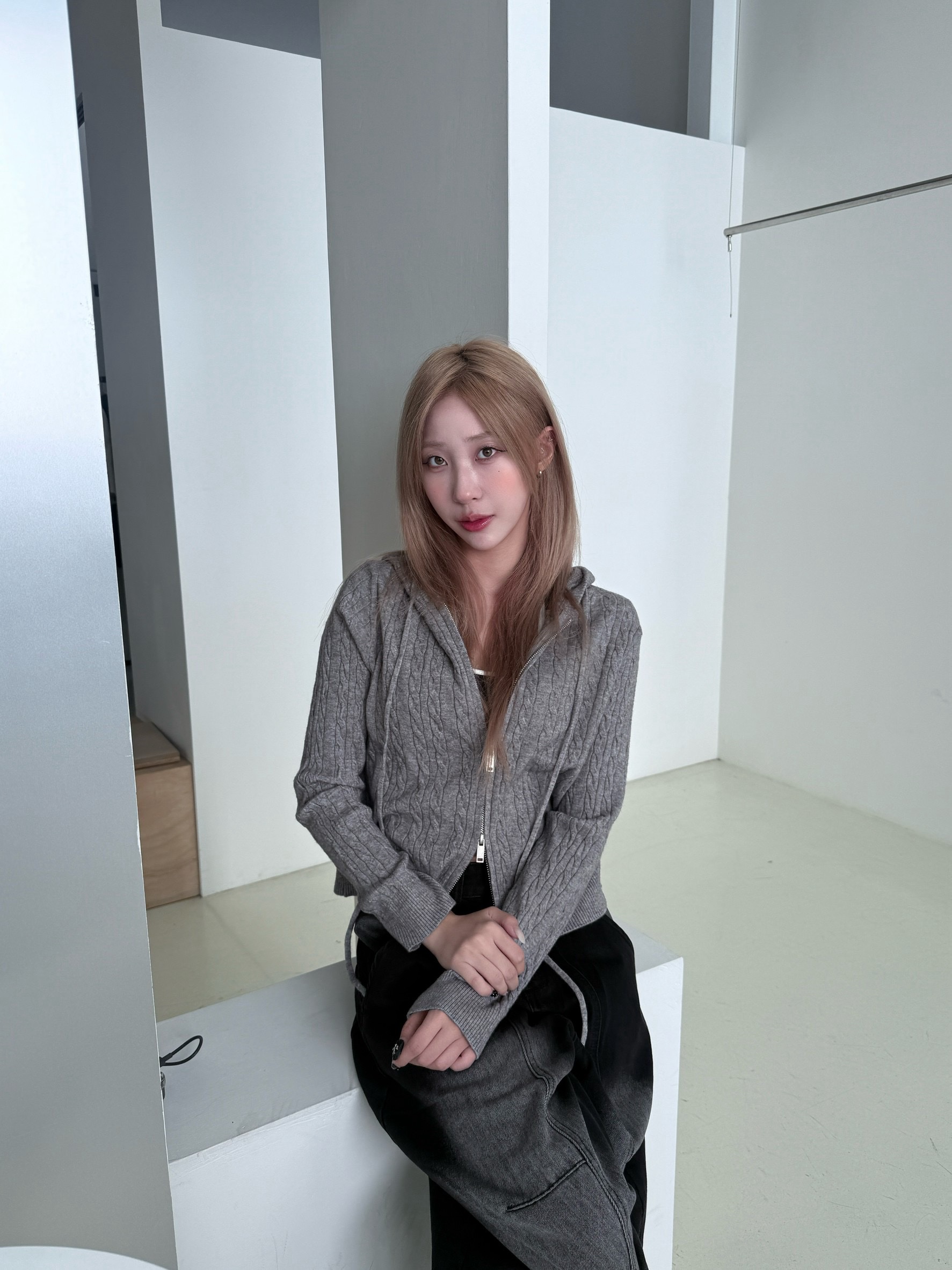 CO1 803334 麻花針織短版外套:圖片 10