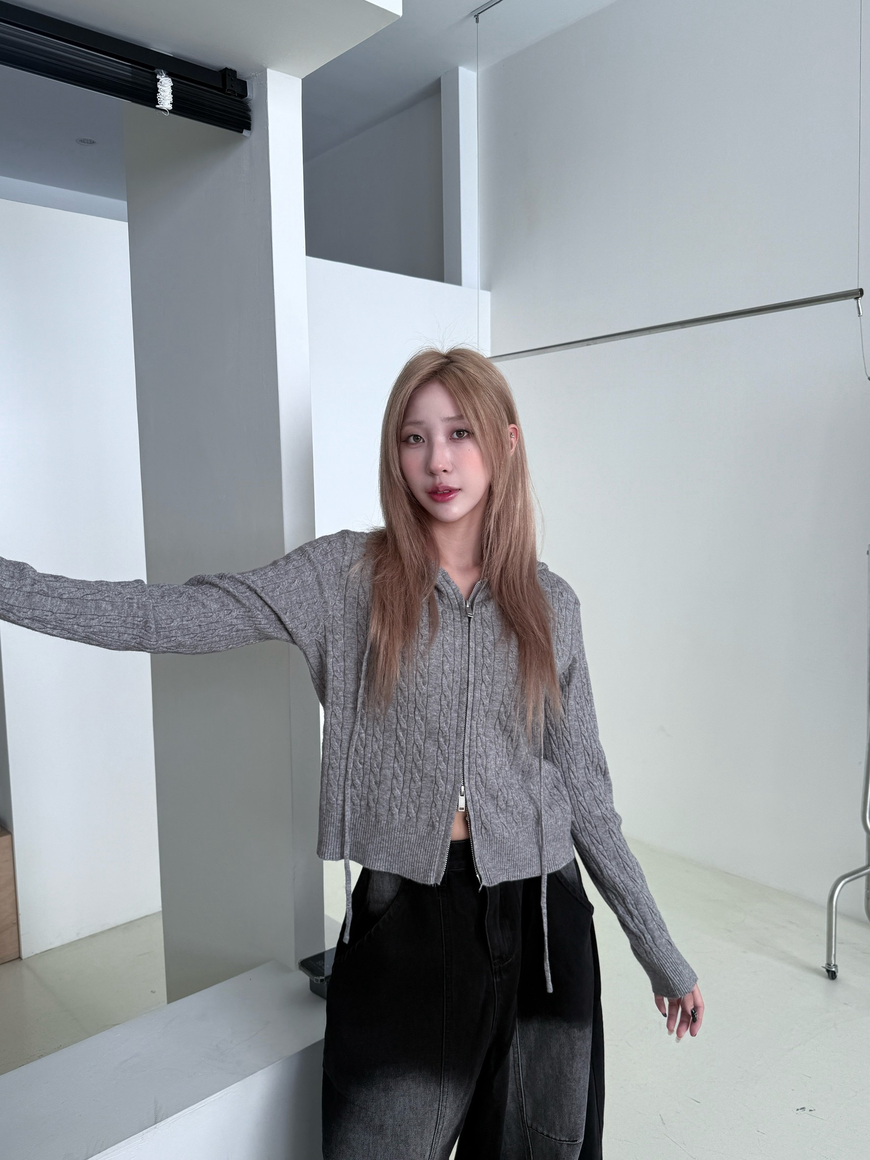 CO1 803334 麻花針織短版外套:圖片 8