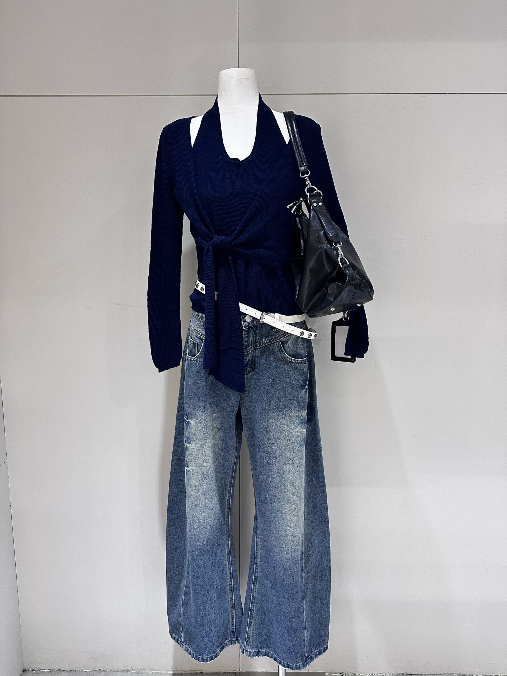 CO2 C213針織掛脖綁帶上衣:圖片 6