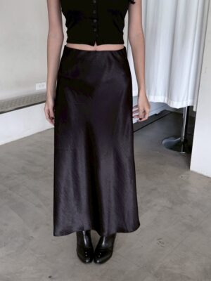 CN1 8993緞面質感長裙