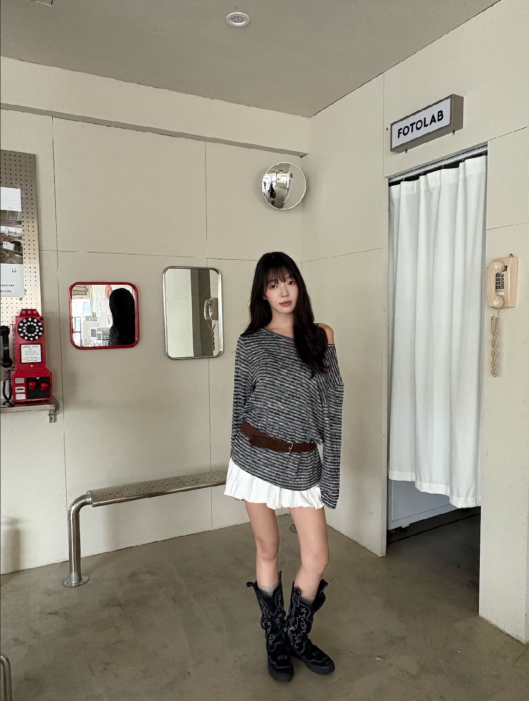 CN2 9378條紋撞色斜肩上衣(附麂皮皮帶):圖片 2