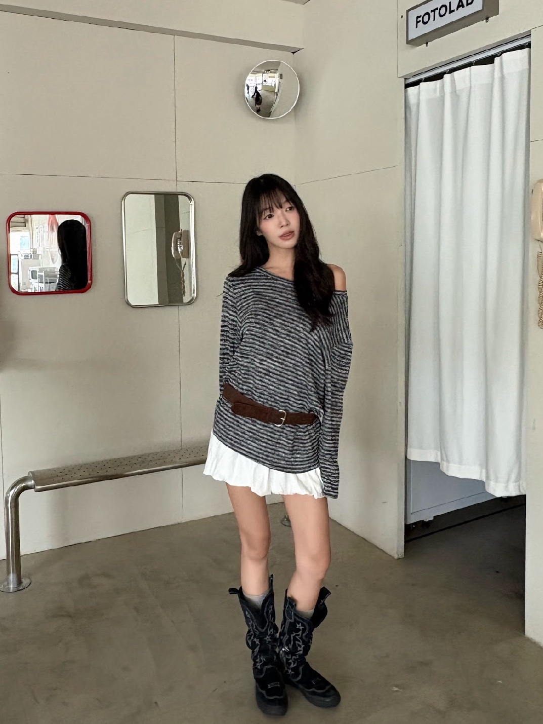 CN2 9378條紋撞色斜肩上衣(附麂皮皮帶):圖片 3