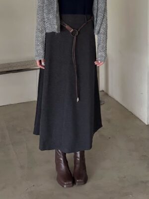 CN2 7586質感毛呢長裙（附皮帶）