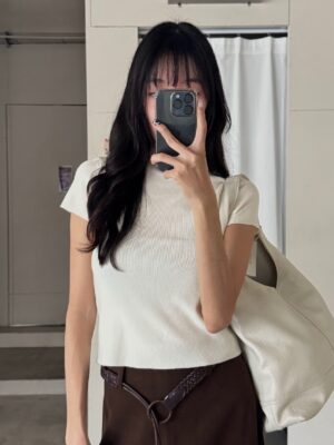 CN2 9502柔膚短袖打底衣