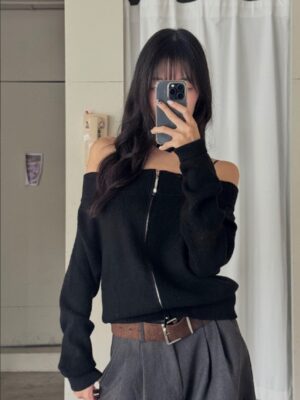 CN2 cx1188一字領雙拉鏈針織衣（附圍脖）