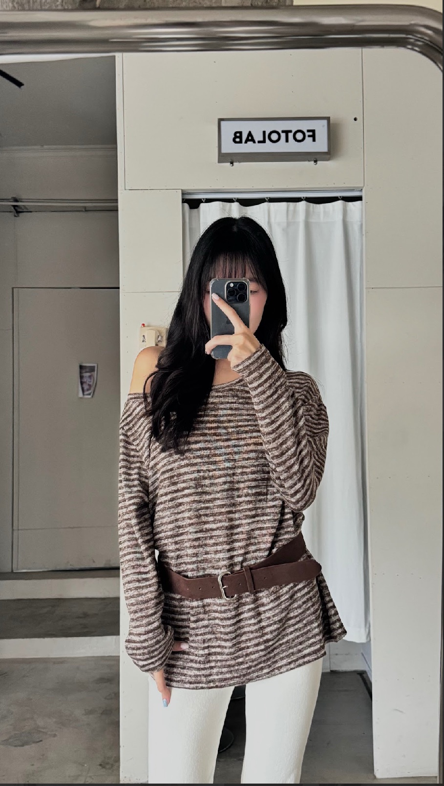 CN2 9378條紋撞色斜肩上衣(附麂皮皮帶):圖片 10