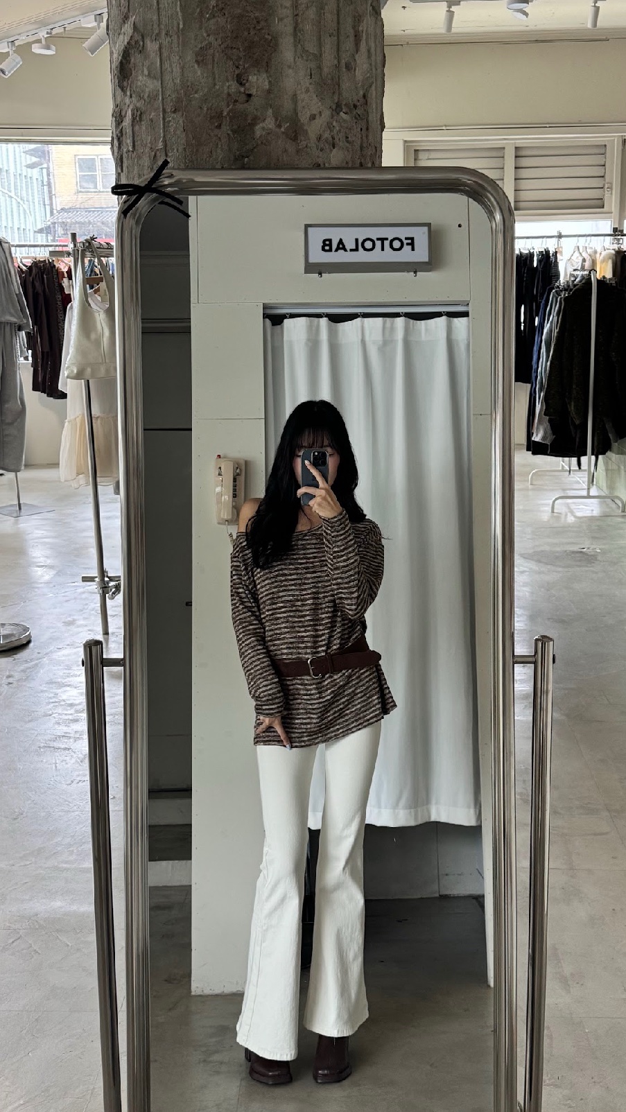 CN2 1380純白內刷毛微喇叭褲:圖片 5