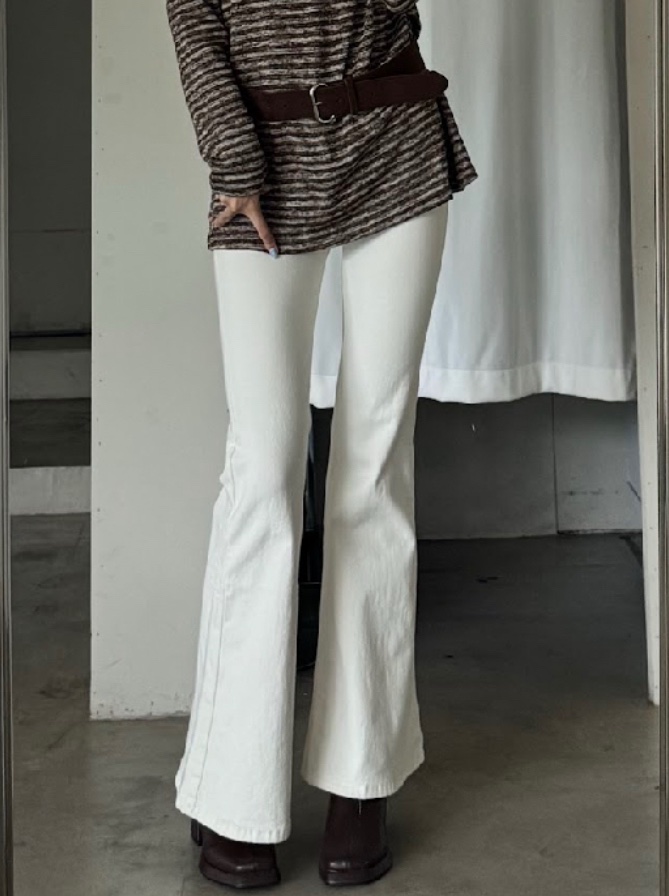 CN2 1380純白內刷毛微喇叭褲:圖片 7