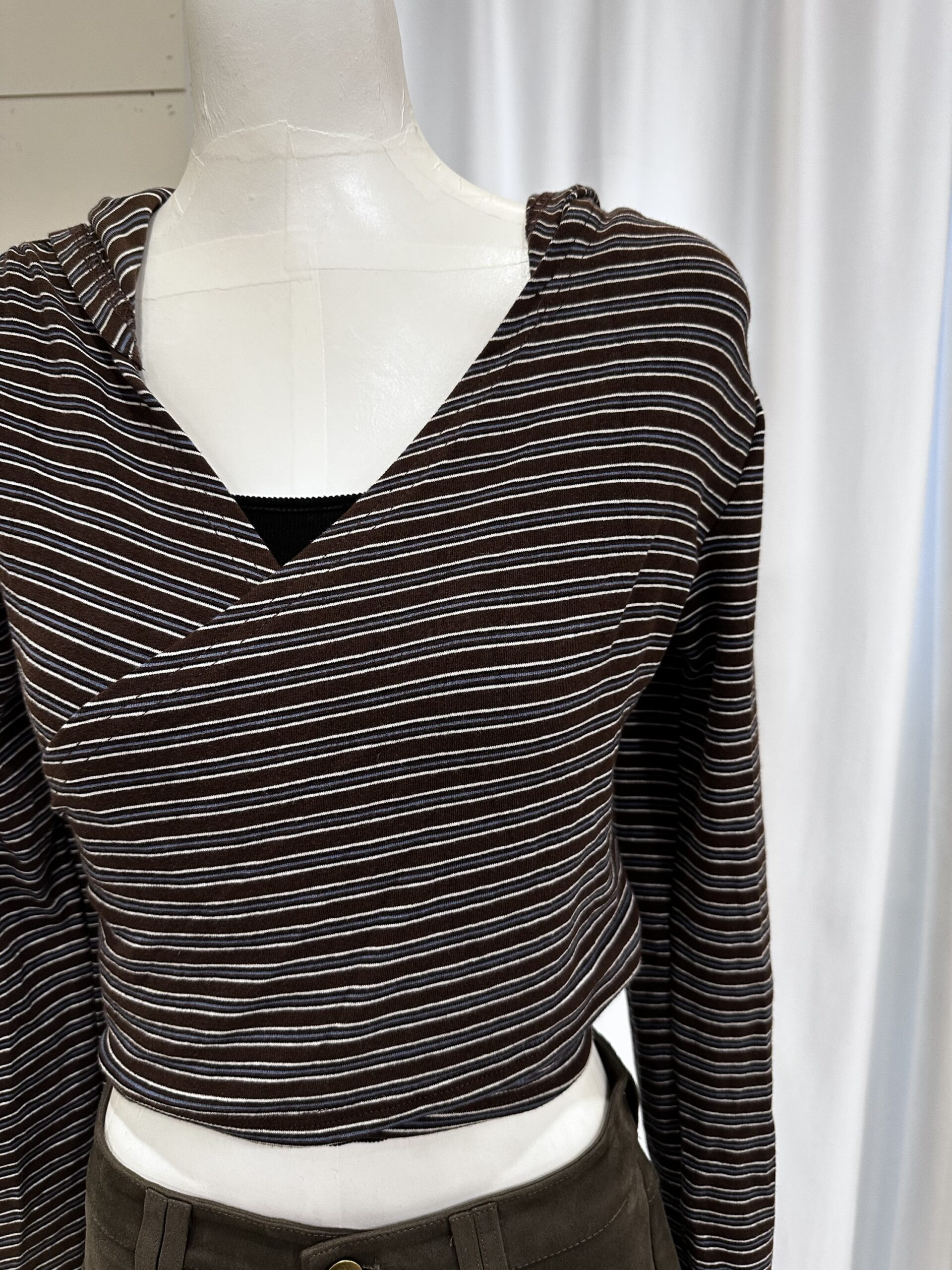 CD2撞色條紋小外套:圖片 2