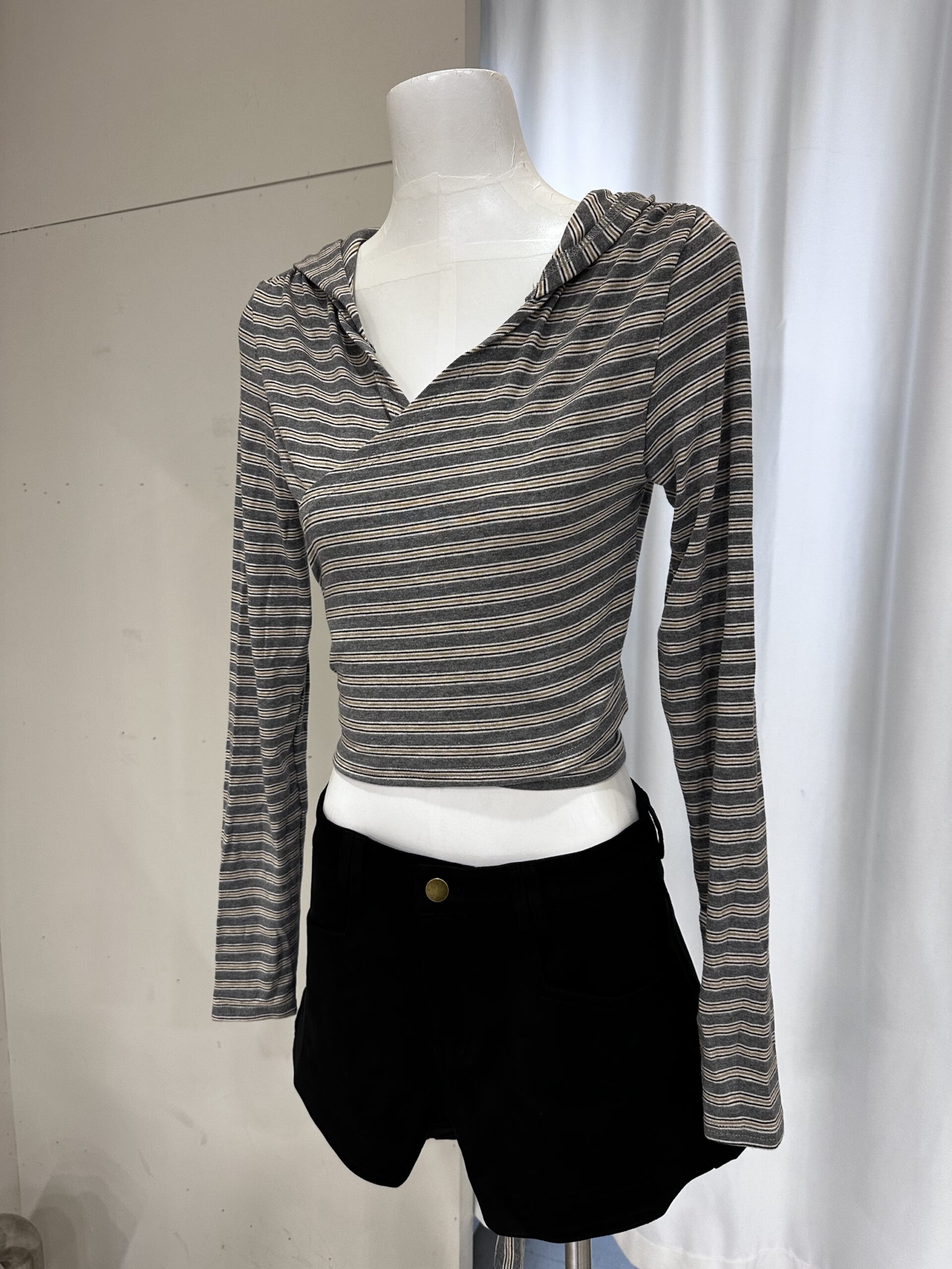 CD2撞色條紋小外套:圖片 5