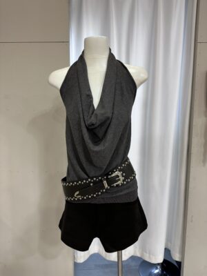 CD2掛脖盪領露背背心