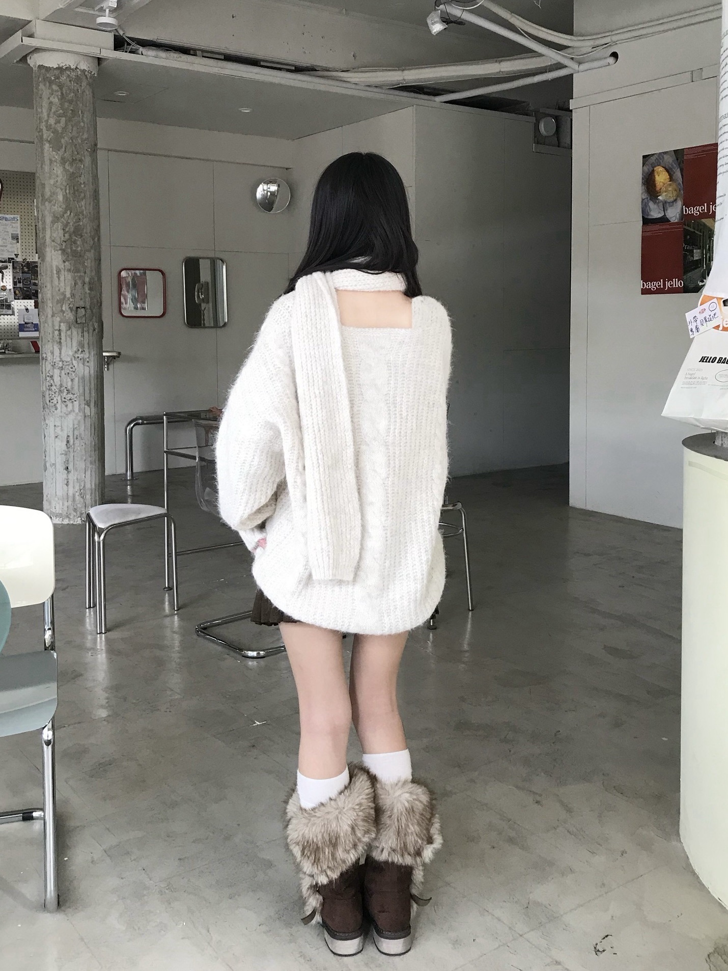 CF1 258808 V領麻花直坑條針織毛衣(附圍巾):圖片 19