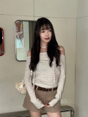 CJ2 2621綁帶繞脖磨毛斜領上衣