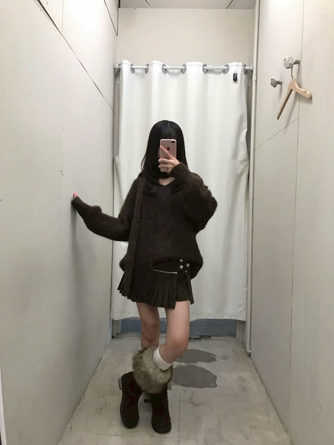 CF1 258808 V領麻花直坑條針織毛衣(附圍巾):圖片 24