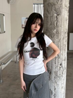 CA1 1497 側身無臉人像短T