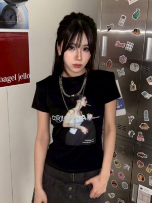 CA1 26275  Graphic Girl 人像修身T