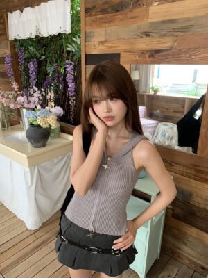 CＭ04  62080 Cross Edge 十字架連帽背心