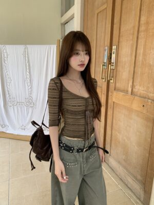 CＭ04 S2633D Lace Muse 方領蕾絲拼接仙氣上衣