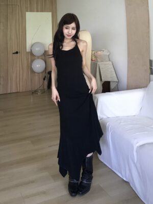 ［🇰🇷正韓］KJ1 712 多穿式不規則下擺修身長裙